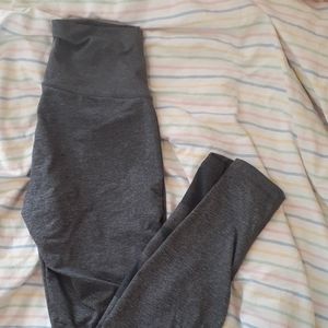 gray lululemon leggings